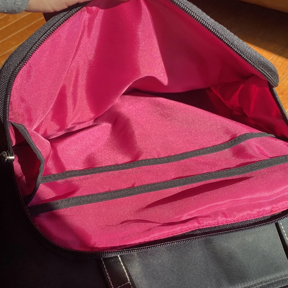 Blk bag 12x17 many pockets by Merona